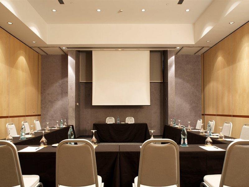 Ilunion Pio Xii Hotel Madri